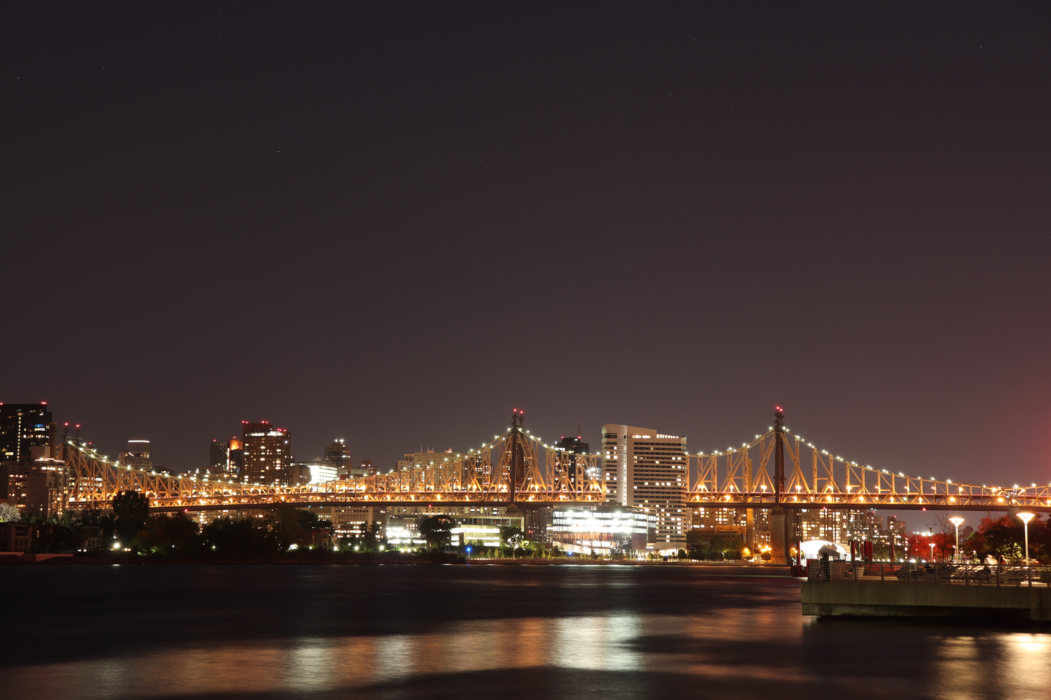 Canon EOS 77D (EOS 9000D / EOS 770D) sample photo. The westernmost of the four east river bridges photography