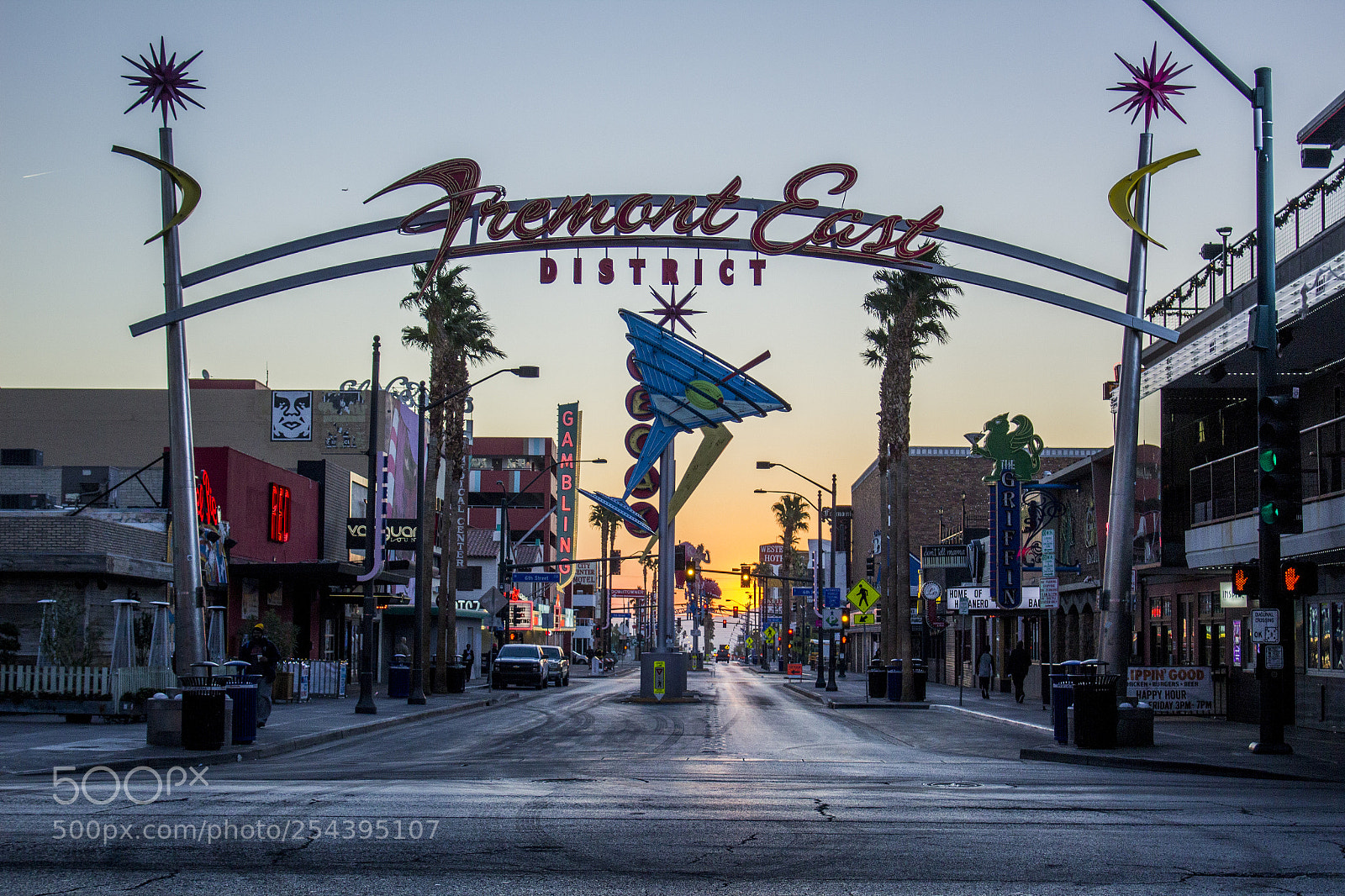 Canon EOS 1200D (EOS Rebel T5 / EOS Kiss X70 / EOS Hi) sample photo. Fremont street las vegas photography