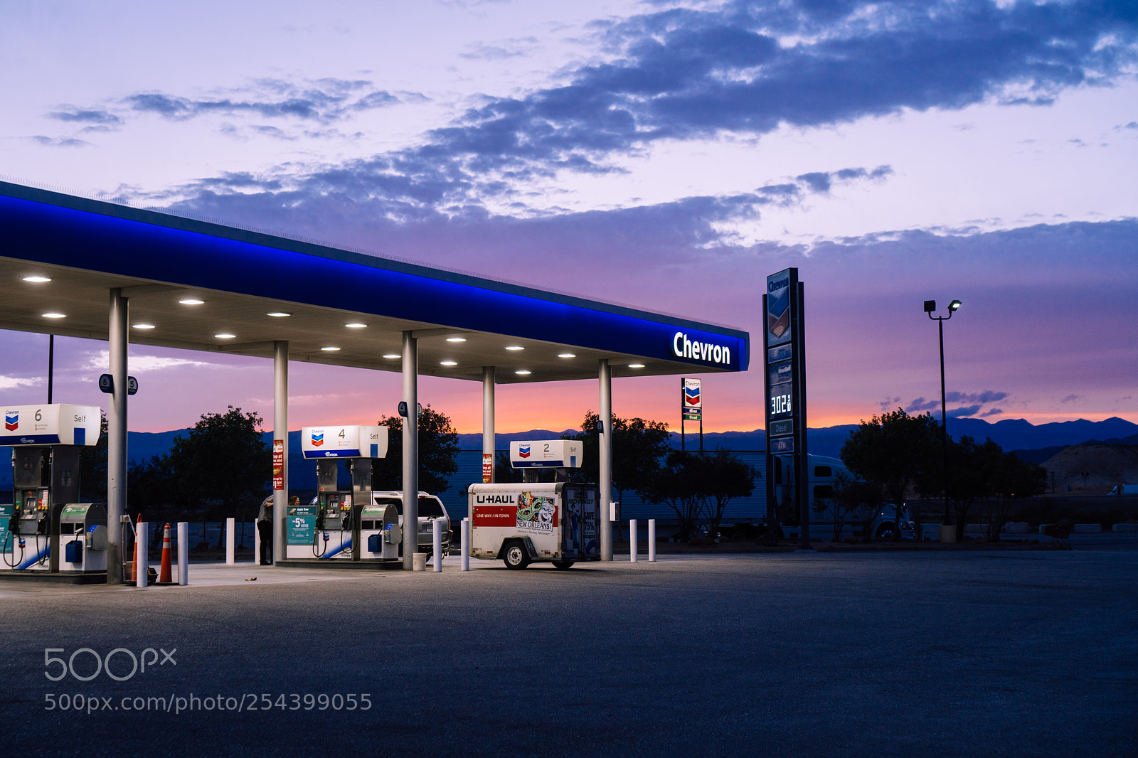Sony a6300 sample photo. Chevron photography