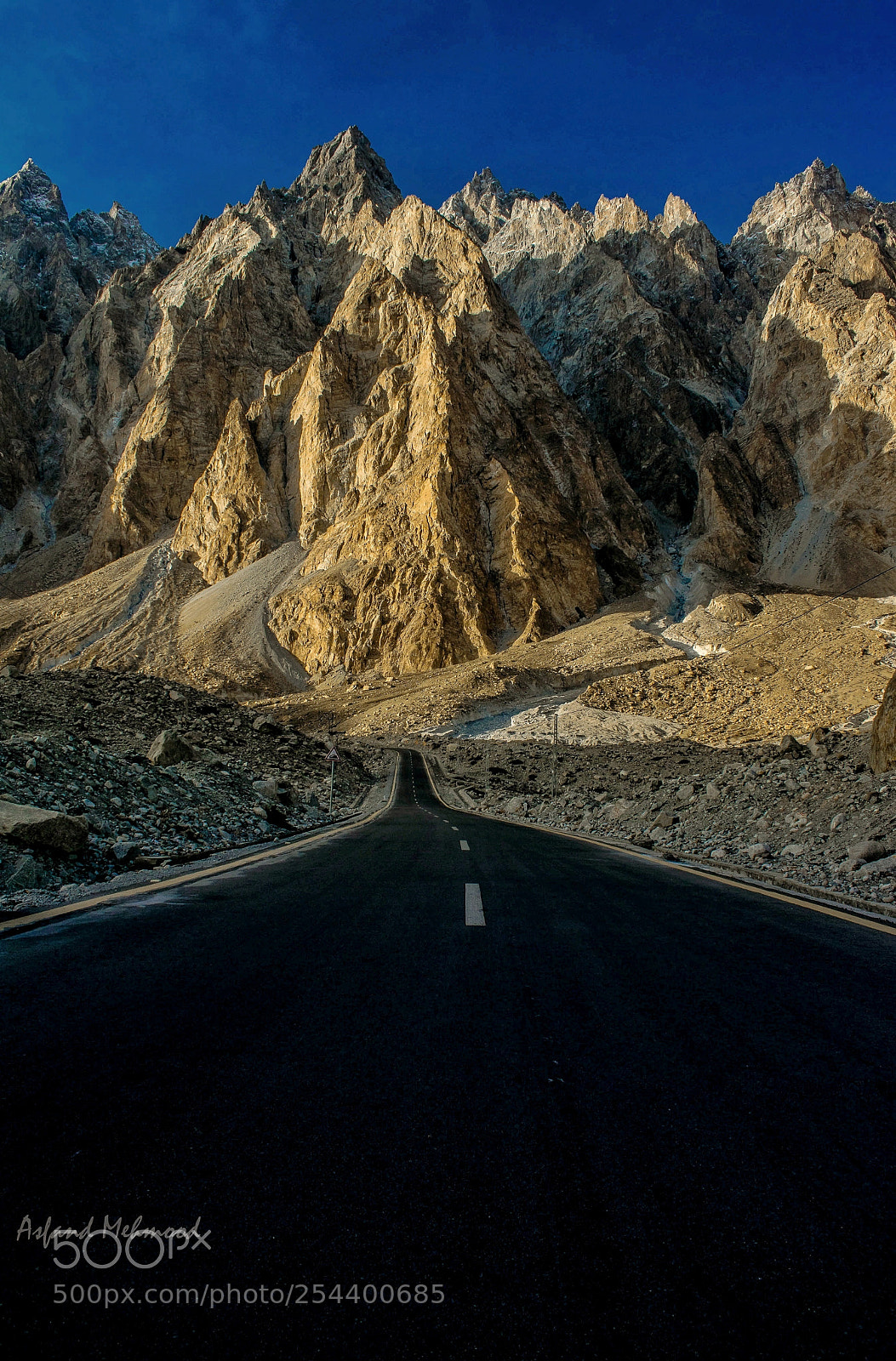 Nikon D5300 sample photo. Passu cathedral, passu, upper photography