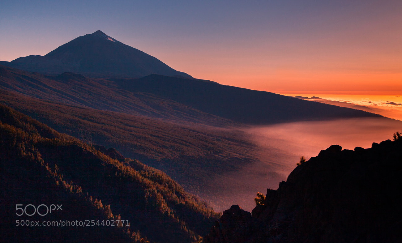 Canon EOS 5D Mark II sample photo. Fantastic sunset on teide photography