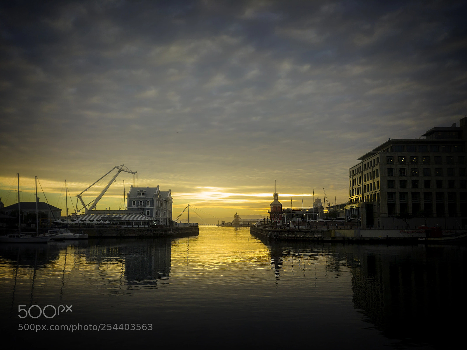 LG G6 sample photo. Waterfront sunrise photography
