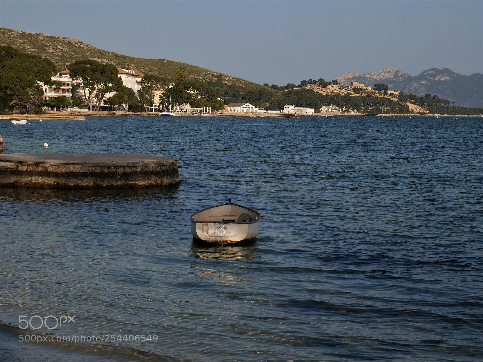 Panasonic Lumix DC-GH5 sample photo. Lost boat! photography