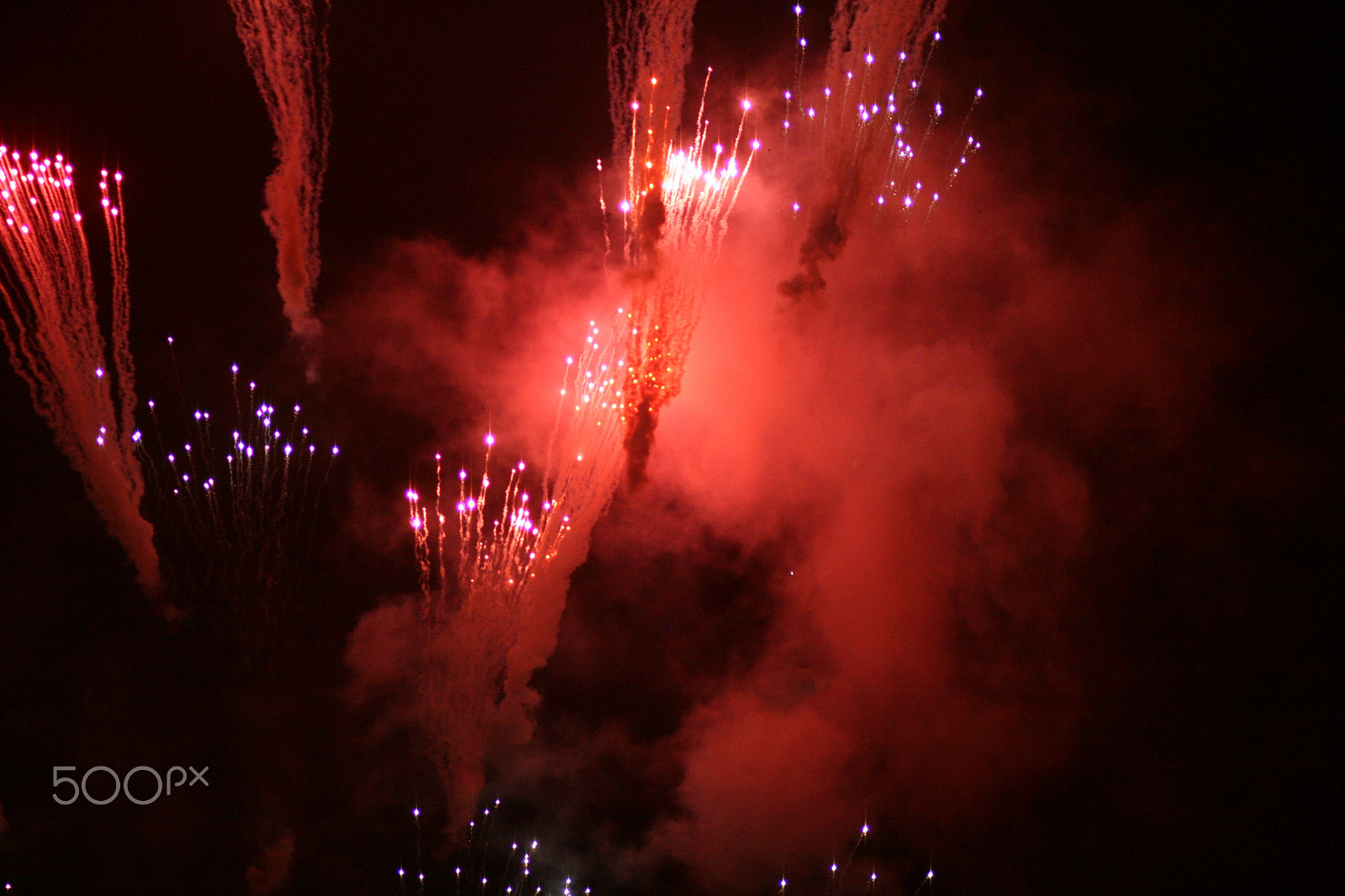 Canon EOS 400D (EOS Digital Rebel XTi / EOS Kiss Digital X) sample photo. Fireworks 9 photography
