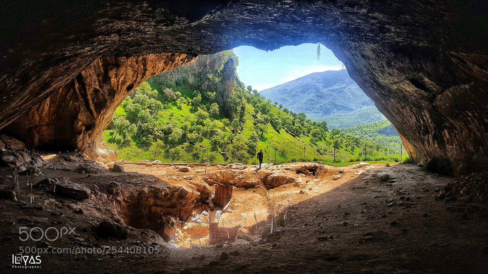 Samsung Galaxy S6 sample photo. Cave photography