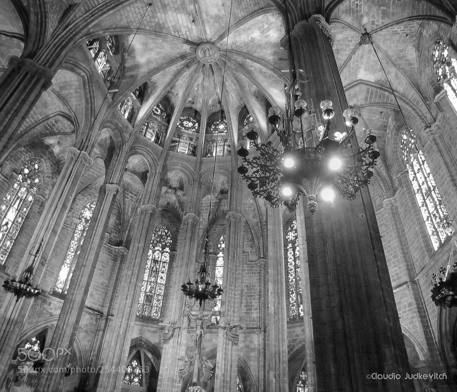 Canon PowerShot SX20 IS sample photo. Barcelona cathedral photography