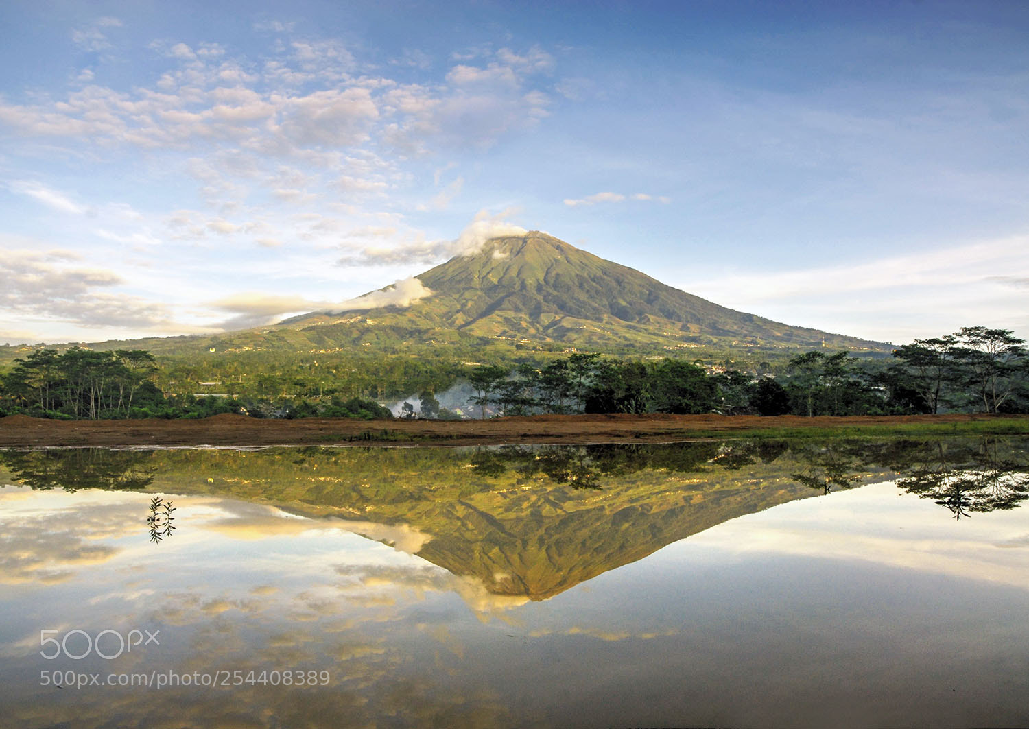 Nikon D200 sample photo. Majestic mt. sumbing photography