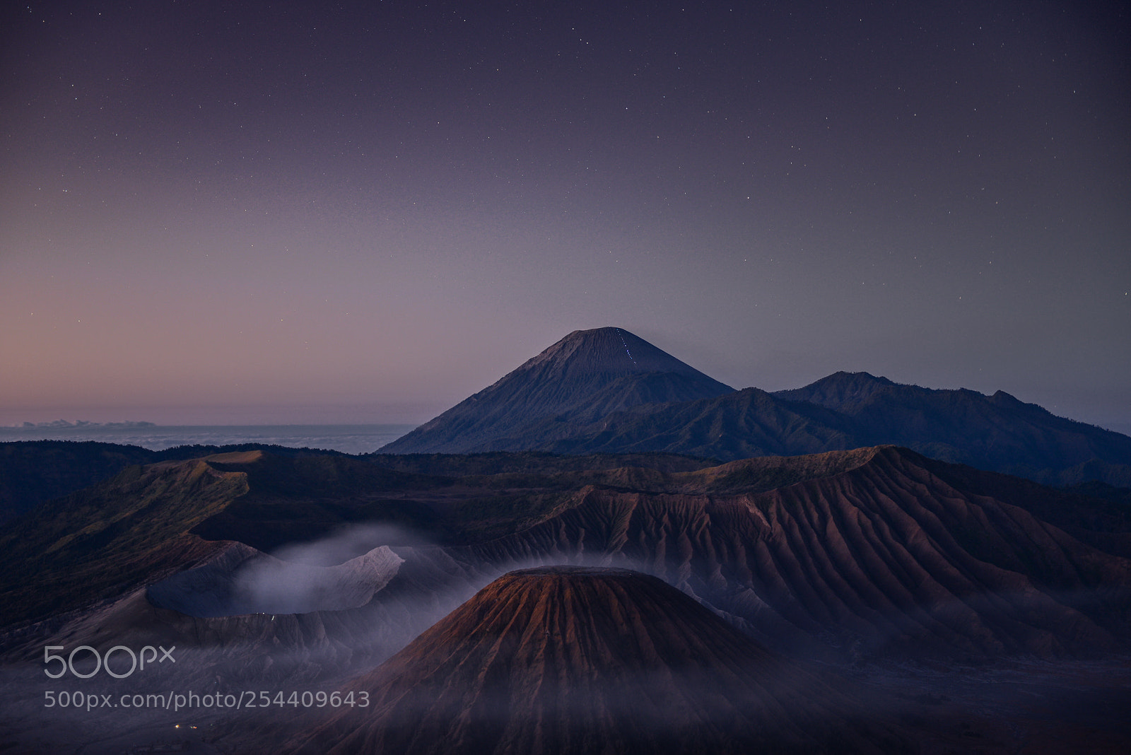 Nikon D600 sample photo. Bromo volcano at dawn photography
