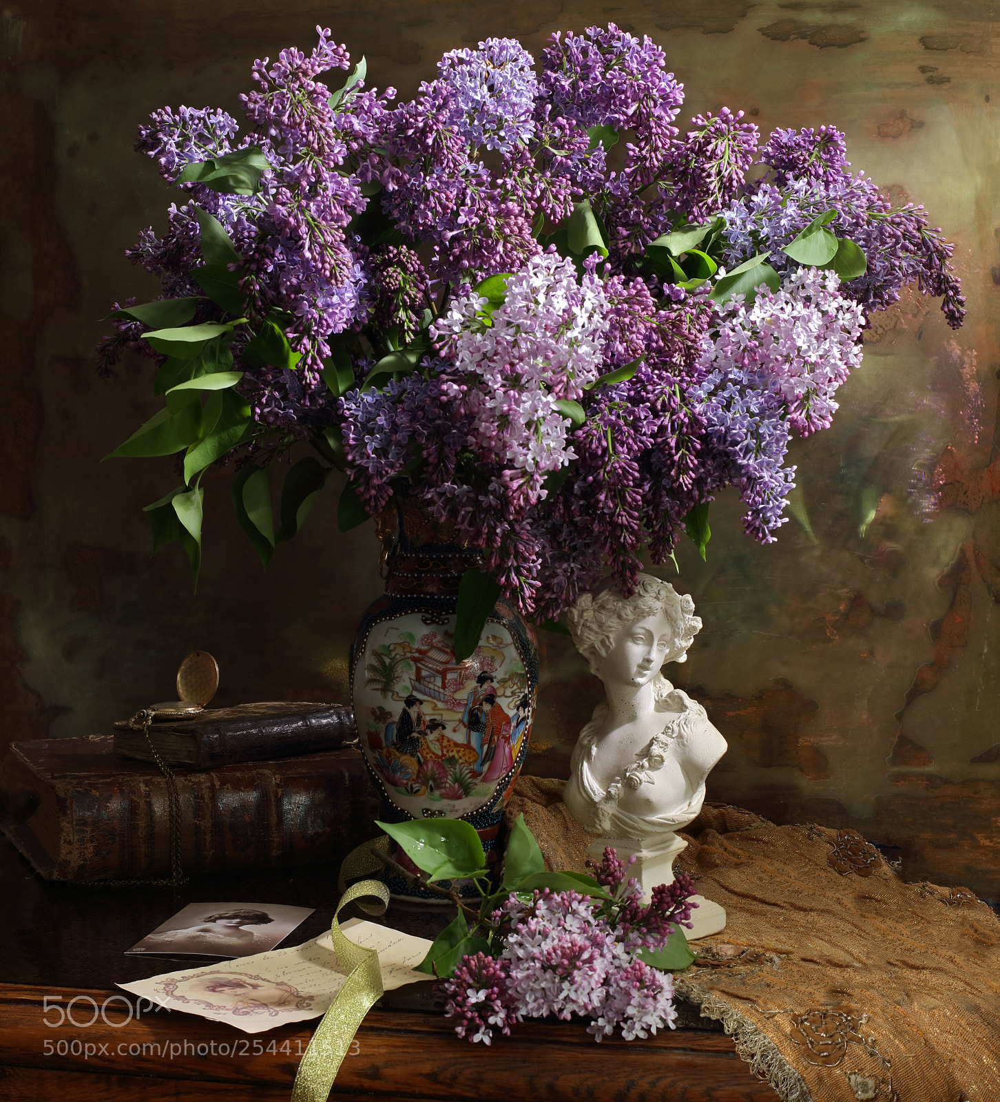 Canon EOS 5DS sample photo. Still-life with lilac flowers photography