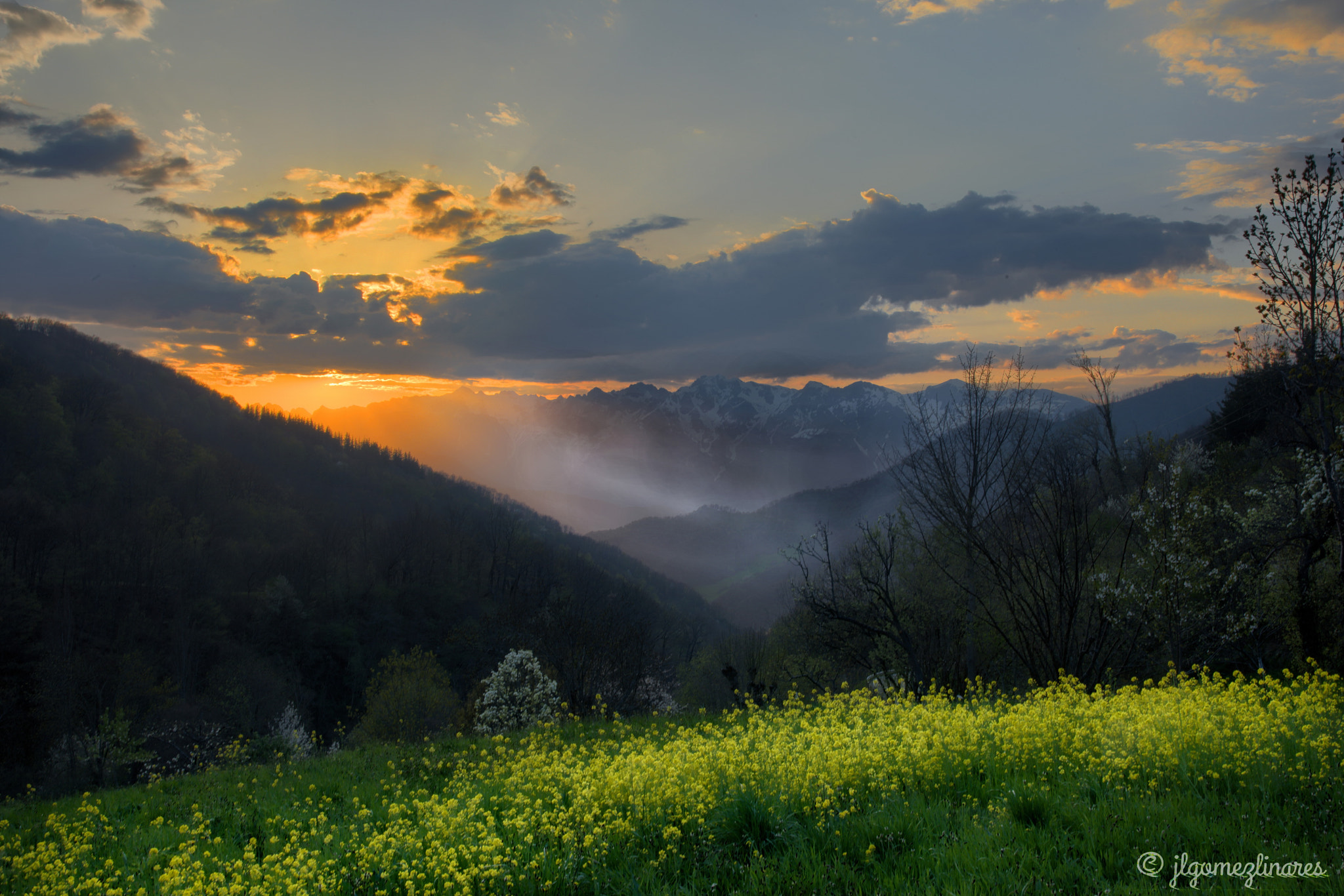 Nikon AF-S Nikkor 24-120mm F4G ED VR sample photo. Puesta de sol photography