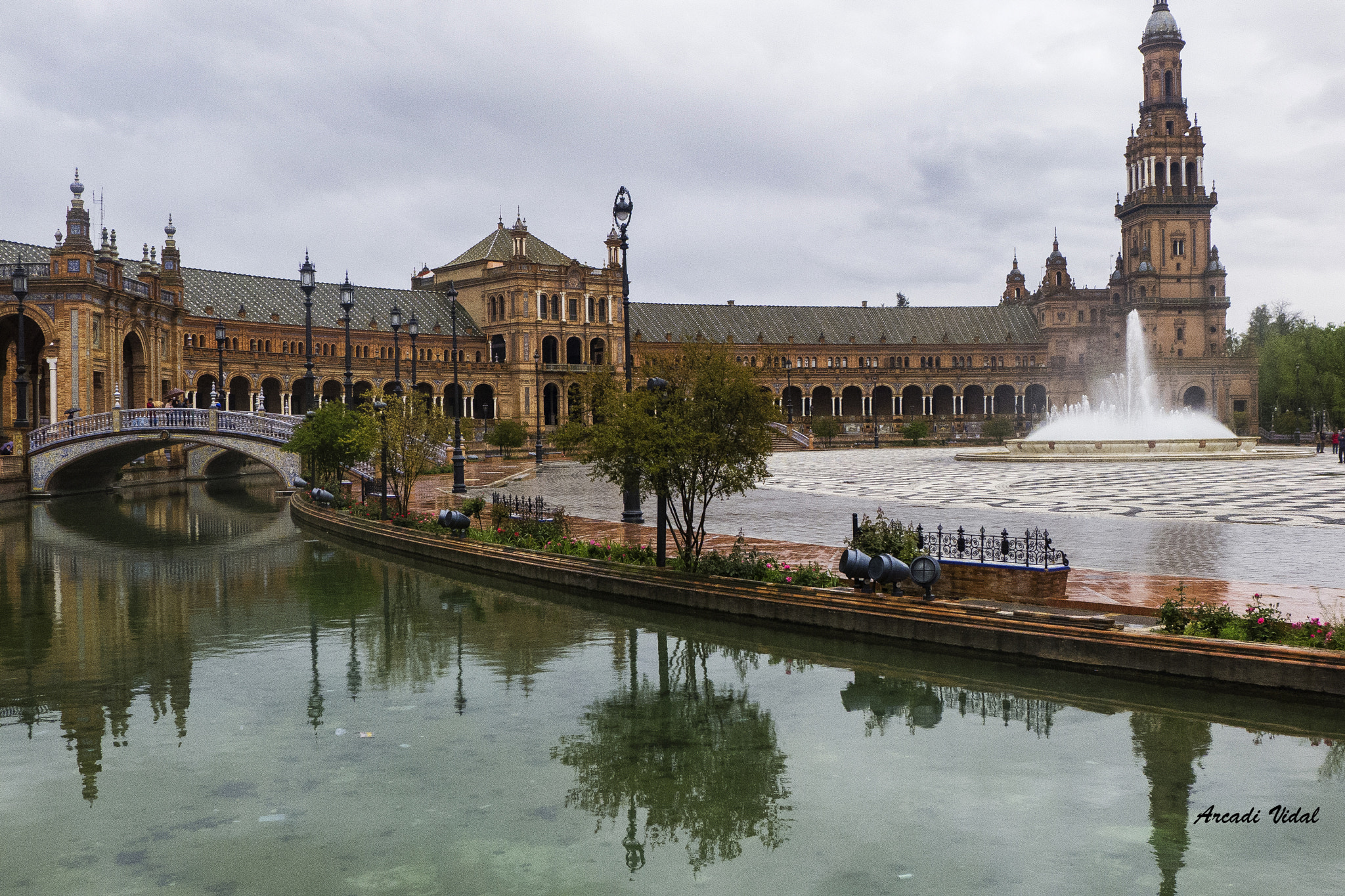 Panasonic Lumix DMC-LX5 sample photo. Sevilla , plaza de españa photography