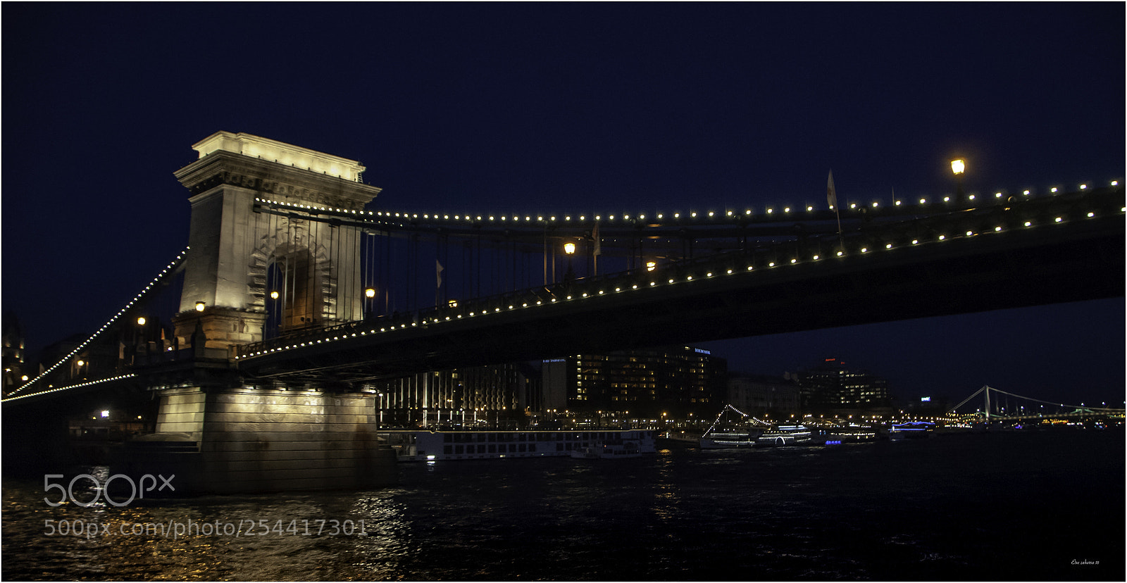 Nikon D300 sample photo. Puente de las cadenas photography