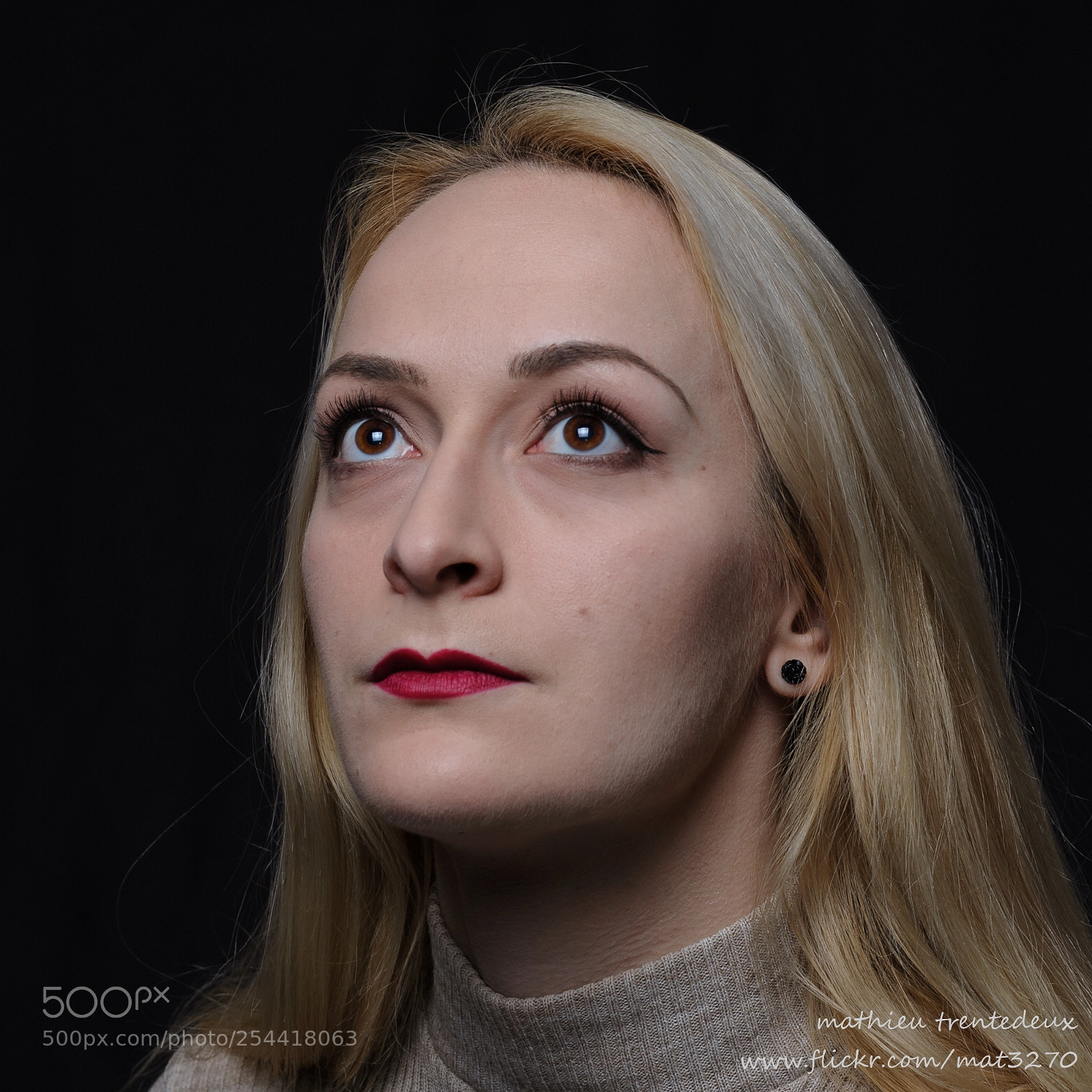 Nikon D700 sample photo. Armandine premier shoot studio photography