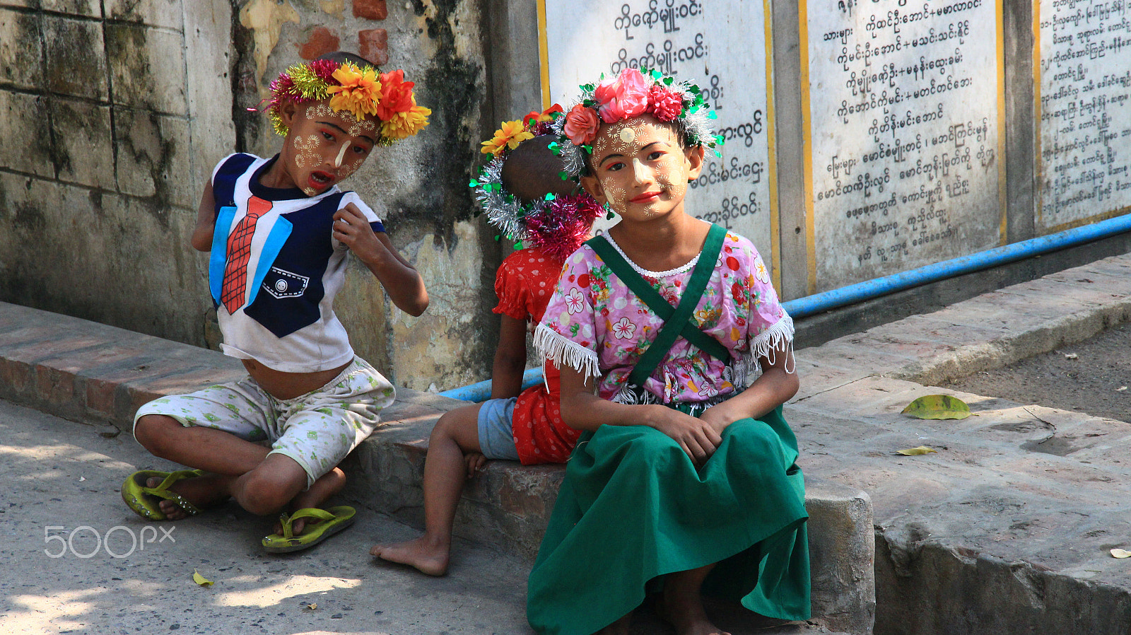Canon EOS 650D (EOS Rebel T4i / EOS Kiss X6i) sample photo. Kinder in mandalay  myanmar photography