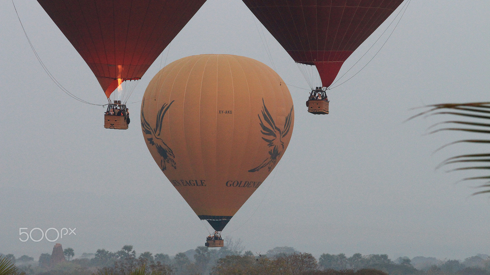 Canon EOS 650D (EOS Rebel T4i / EOS Kiss X6i) sample photo. Ballons in / bei bagan 3 photography