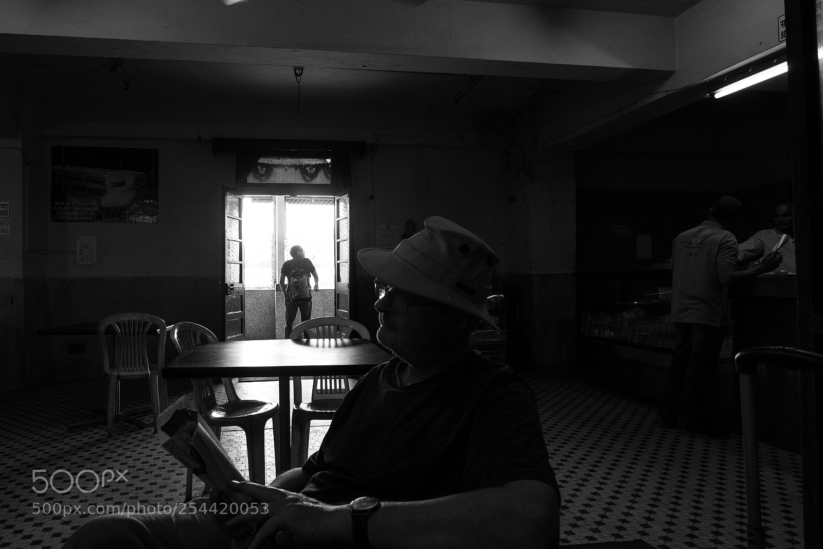 Canon EOS M5 sample photo. Waiting room photography