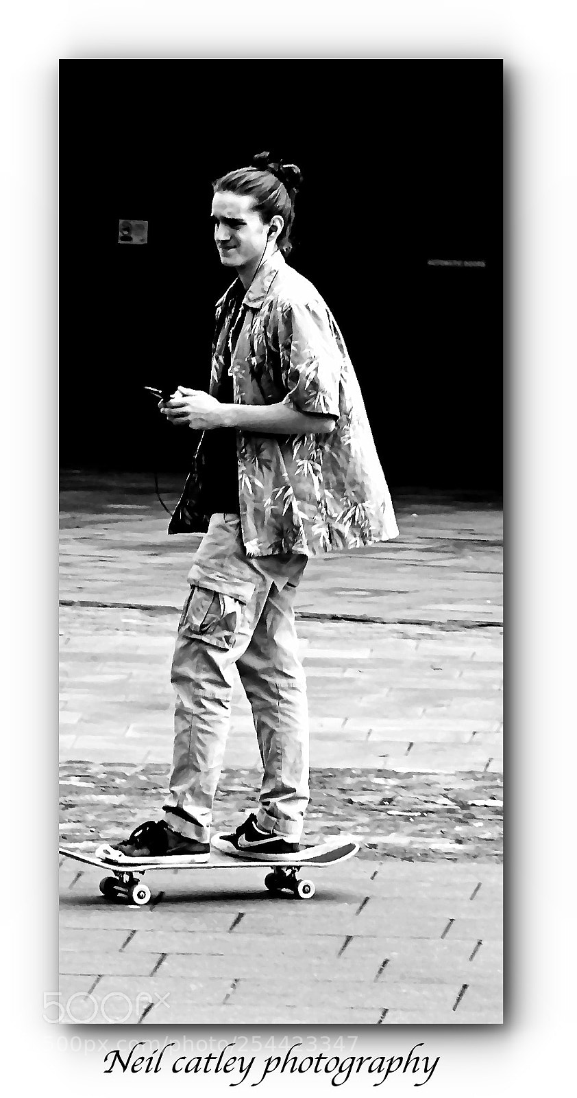 Sony a6000 sample photo. Skateboarder photography