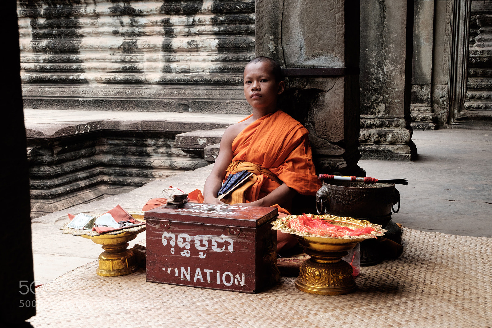Fujifilm X-T10 sample photo. Young monk in angkor. photography