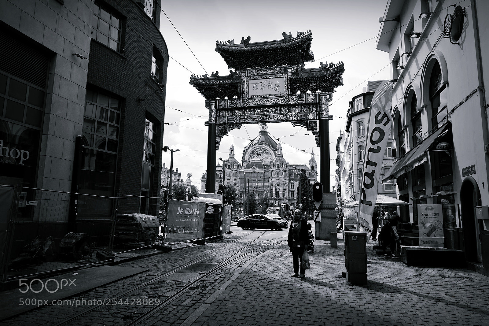 Fujifilm X-T10 sample photo. Chinese gate photography