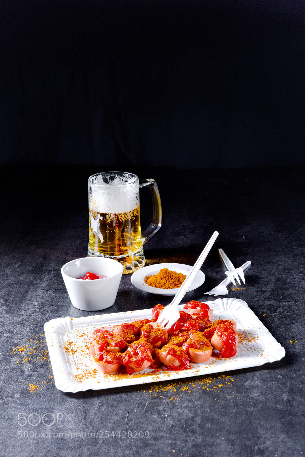 Nikon D810 sample photo. Curry bockwurst with beer photography