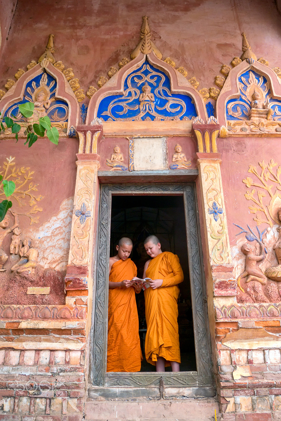 Panasonic Lumix DMC-GX85 (Lumix DMC-GX80 / Lumix DMC-GX7 Mark II) sample photo. Education of buddhism photography