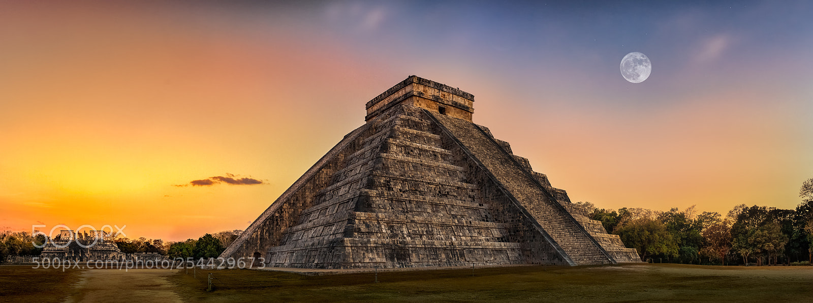 Canon EOS 5D Mark IV sample photo. Chiten itza during sunset photography