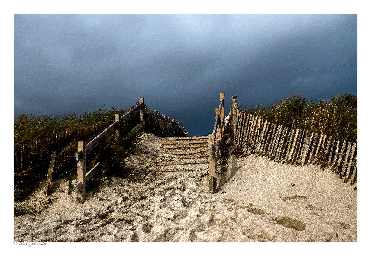 Nikon D5300 sample photo. Escalier de plage photography