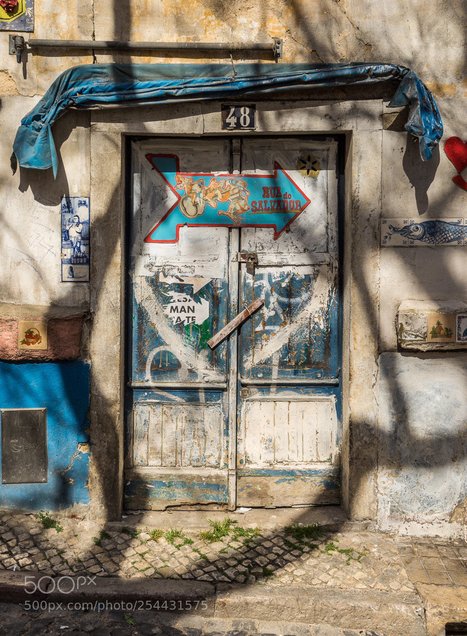 Sony a7R sample photo. Closed shop photography