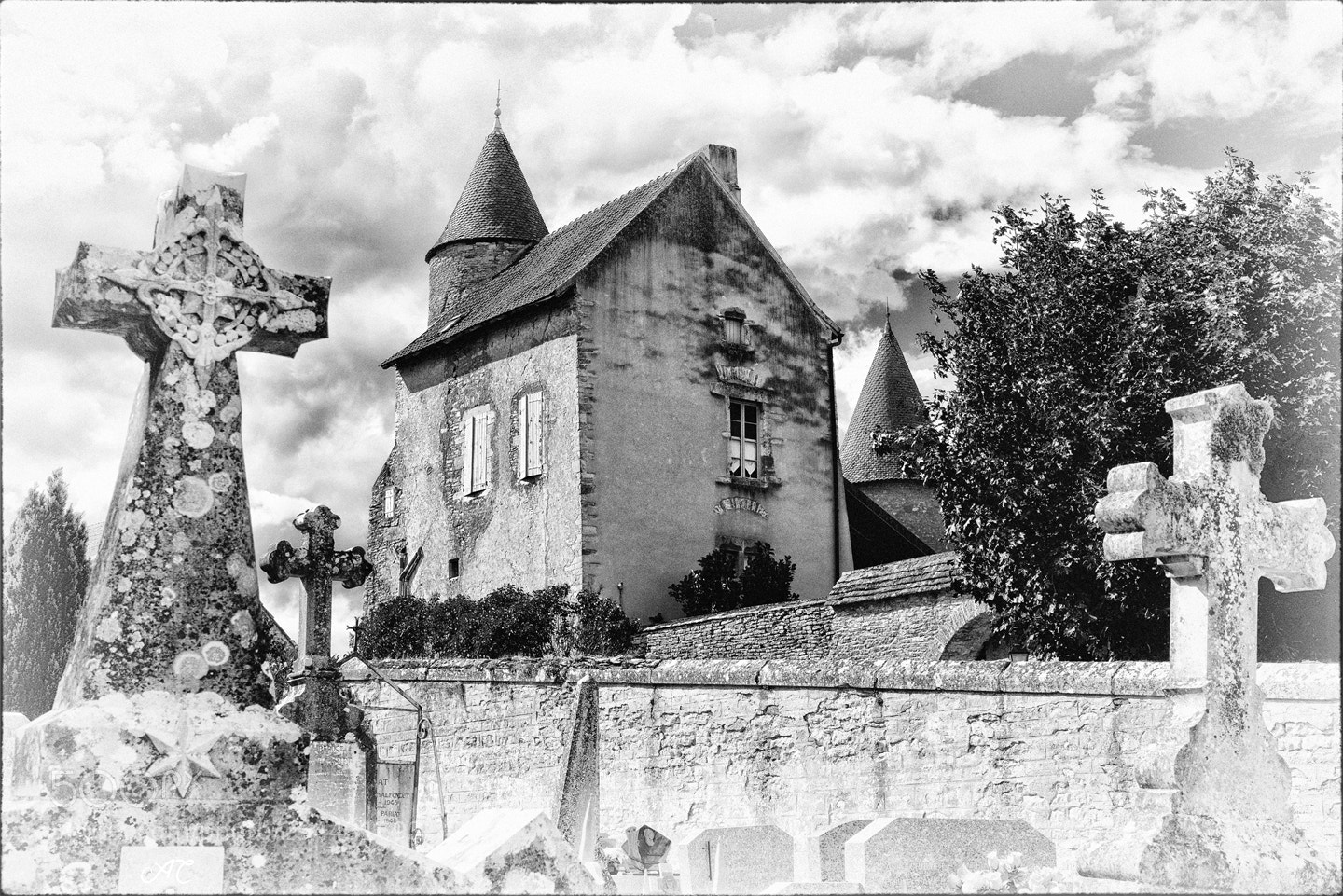 Nikon D800 sample photo. The castelain and the photography