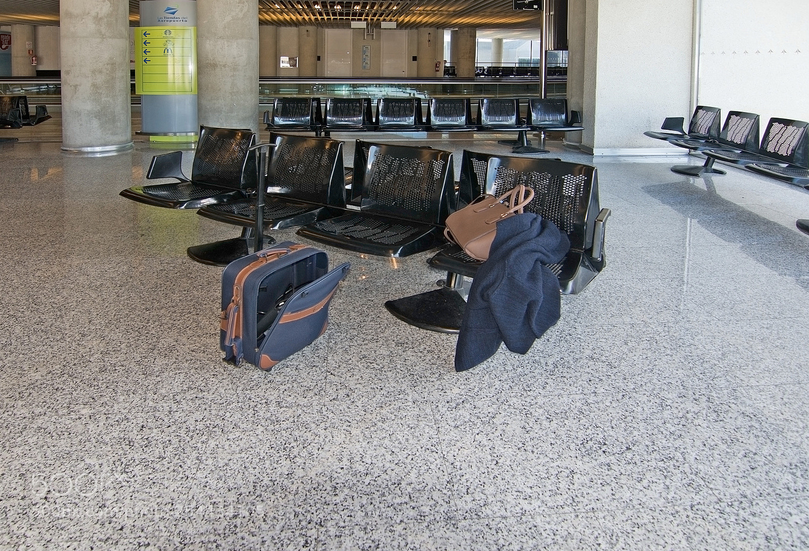 Nikon D7100 sample photo. Palma airport interior photography