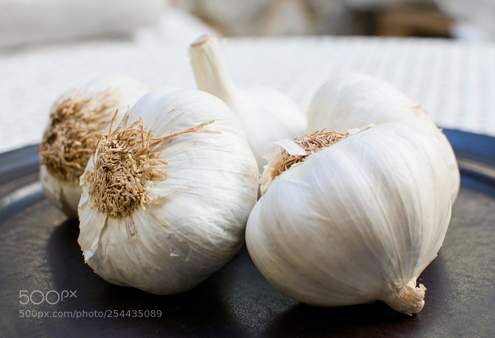 Nikon D7100 sample photo. Fresh garlic plate photography