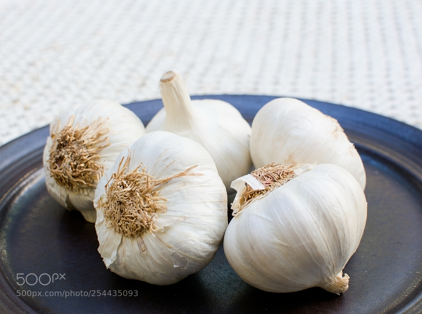 Nikon D7100 sample photo. Fresh garlic plate photography