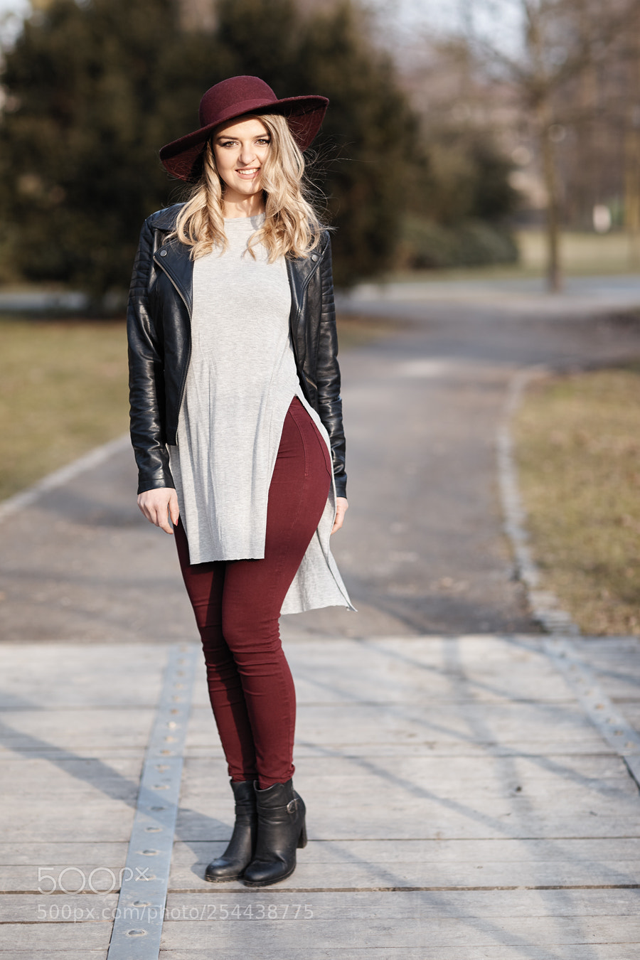 Canon EOS 5D Mark II sample photo. Lucie photography