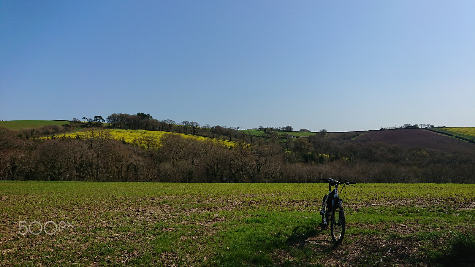 Sony Xperia XZ1 Compact sample photo. One lonely bike photography