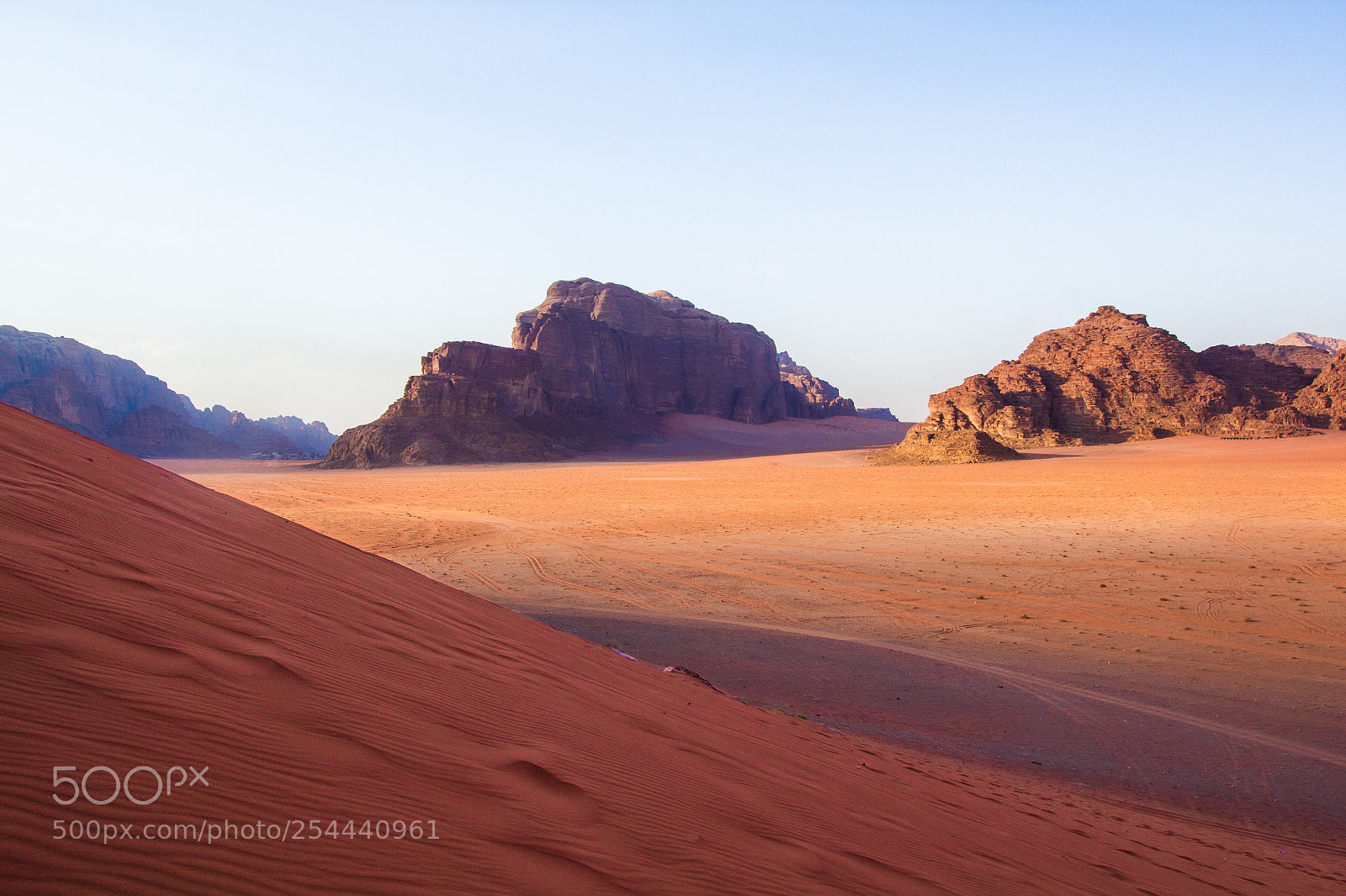 Canon EOS 600D (Rebel EOS T3i / EOS Kiss X5) sample photo. Wadi rum desert photography