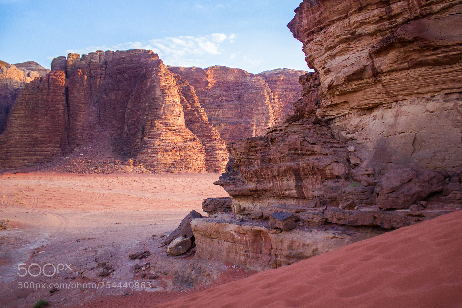 Canon EOS 600D (Rebel EOS T3i / EOS Kiss X5) sample photo. Wadi rum desert photography