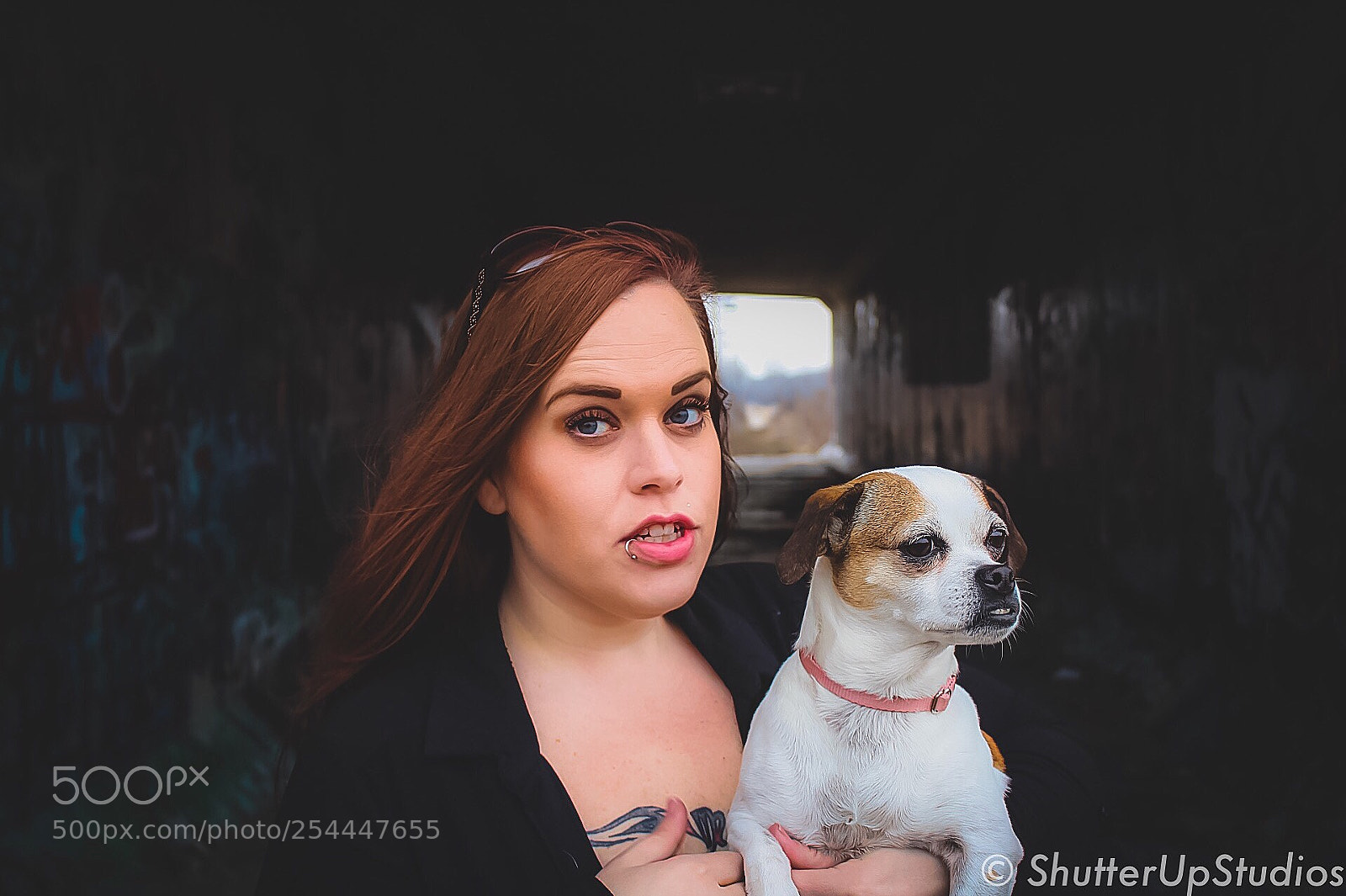 Canon EOS 1300D (EOS Rebel T6 / EOS Kiss X80) sample photo. My  two favorite women.  photography