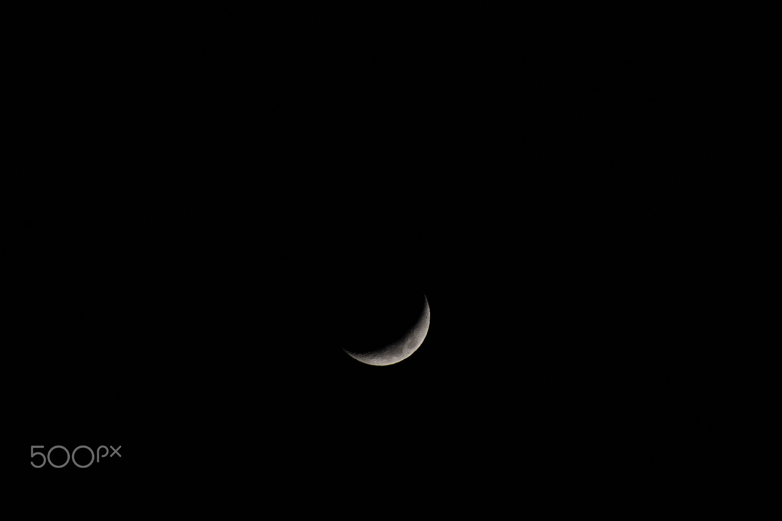 Sigma 50-500mm F4.5-6.3 DG OS HSM sample photo. Waxing crescent moon photography