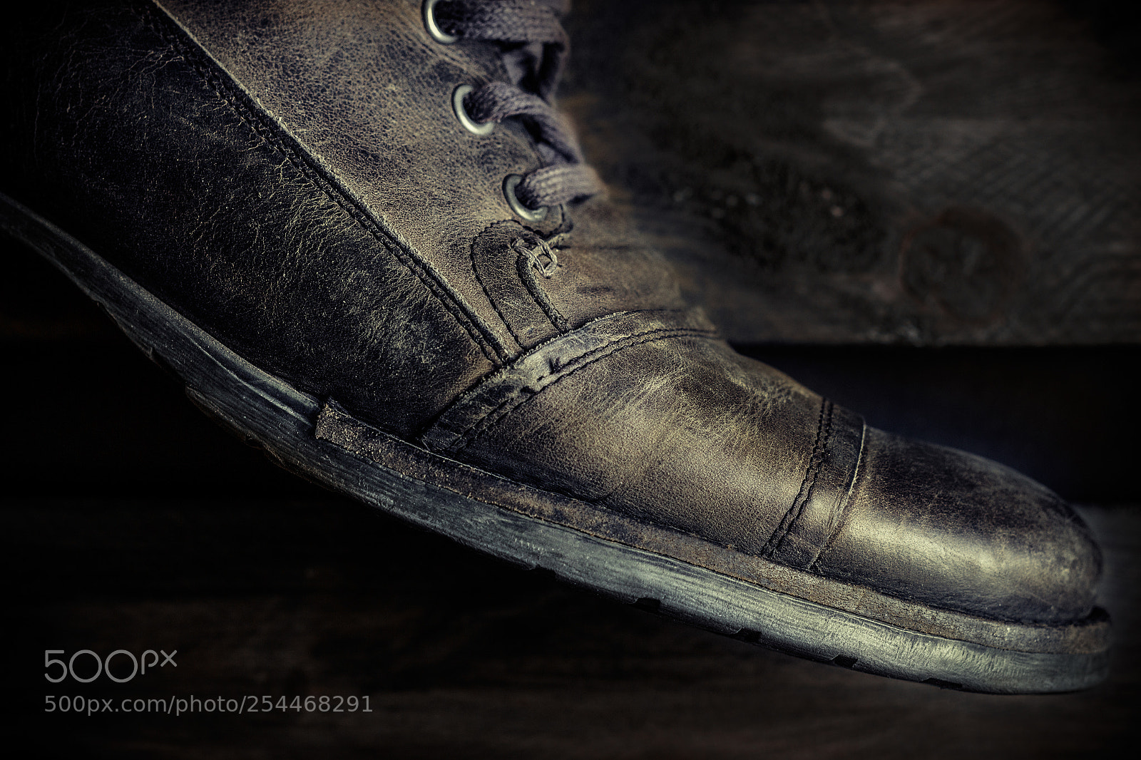 Canon EOS 700D (EOS Rebel T5i / EOS Kiss X7i) sample photo. Men leather casual shoe photography