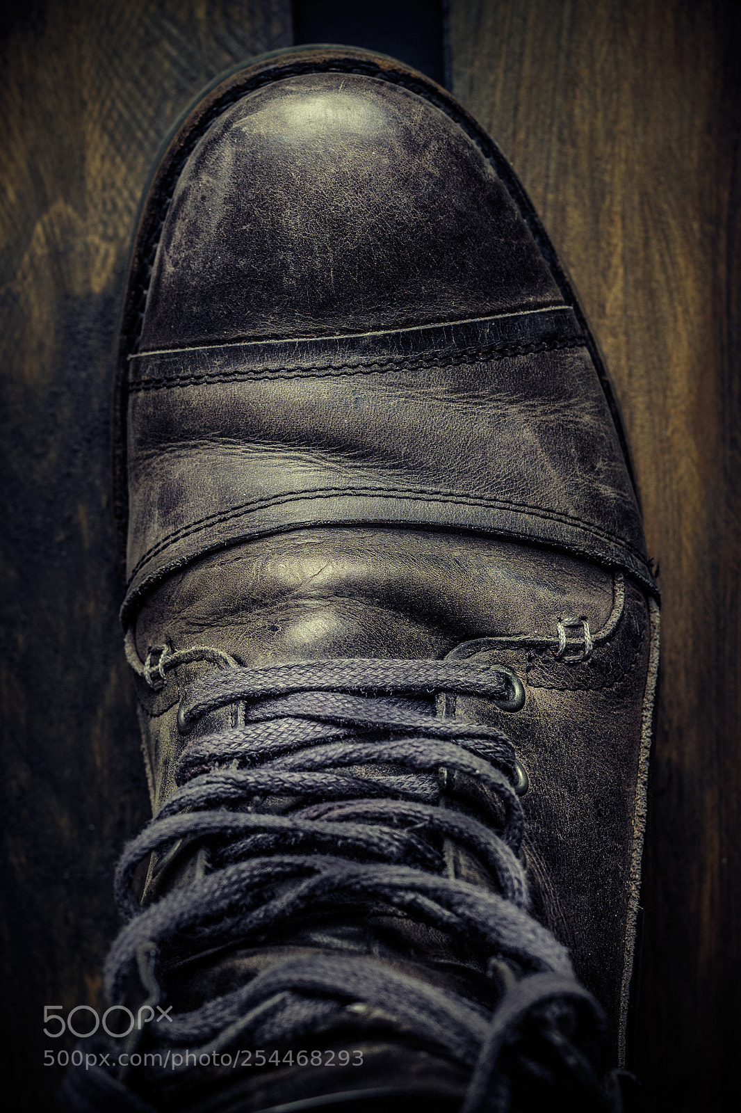 Canon EOS 700D (EOS Rebel T5i / EOS Kiss X7i) sample photo. Men leather casual shoe. photography