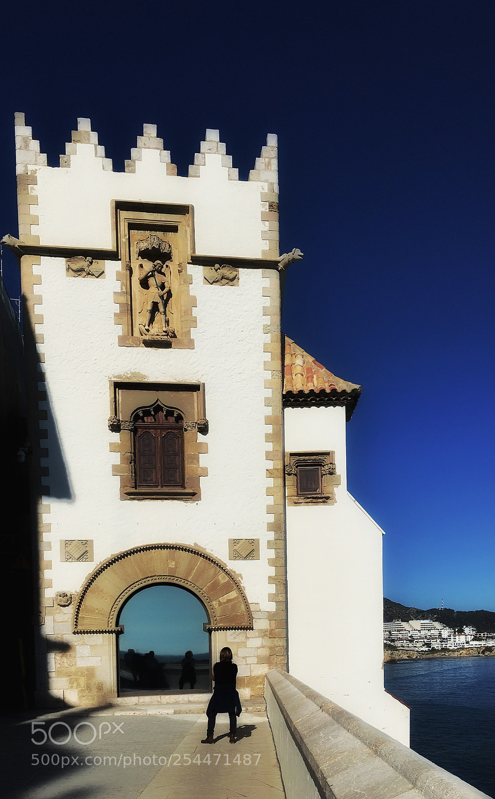Apple iPhone 6s sample photo. Sitges architecture photography