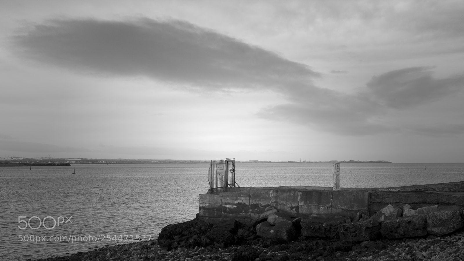 Fujifilm GFX 50S sample photo. The gate photography