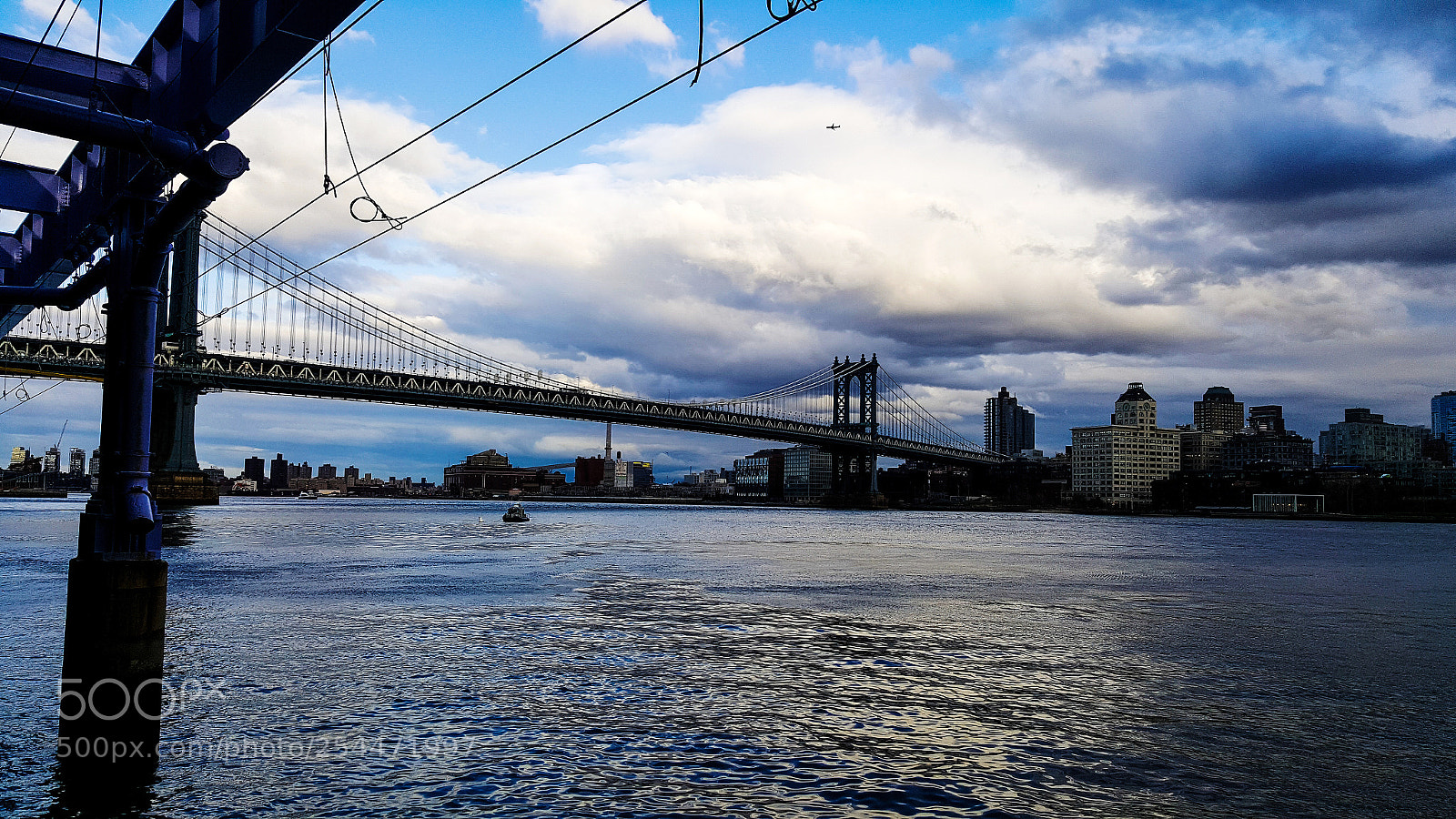 Samsung Galaxy Note5 sample photo. Shades of blue and photography