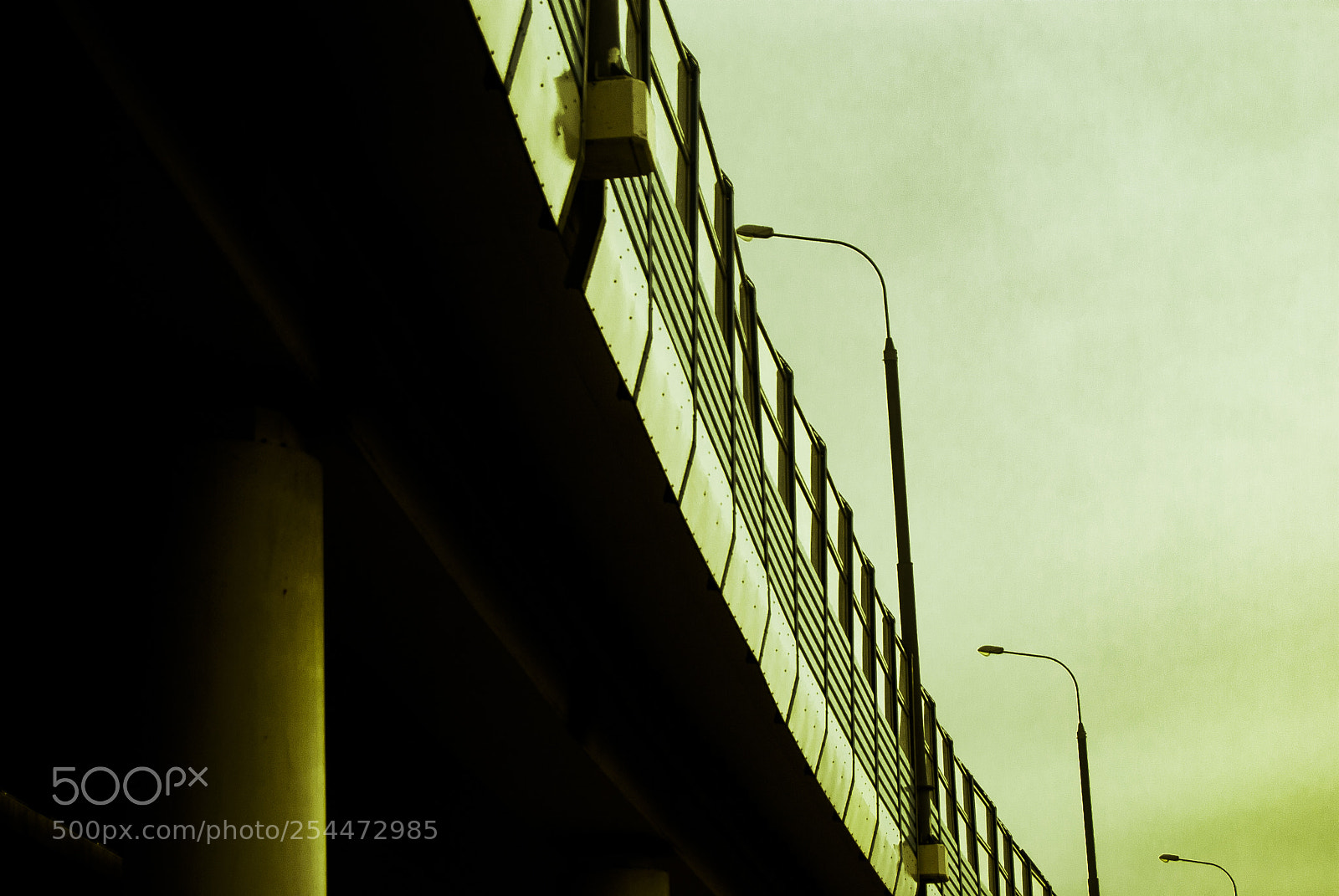 Nikon D3000 sample photo. Descending photography
