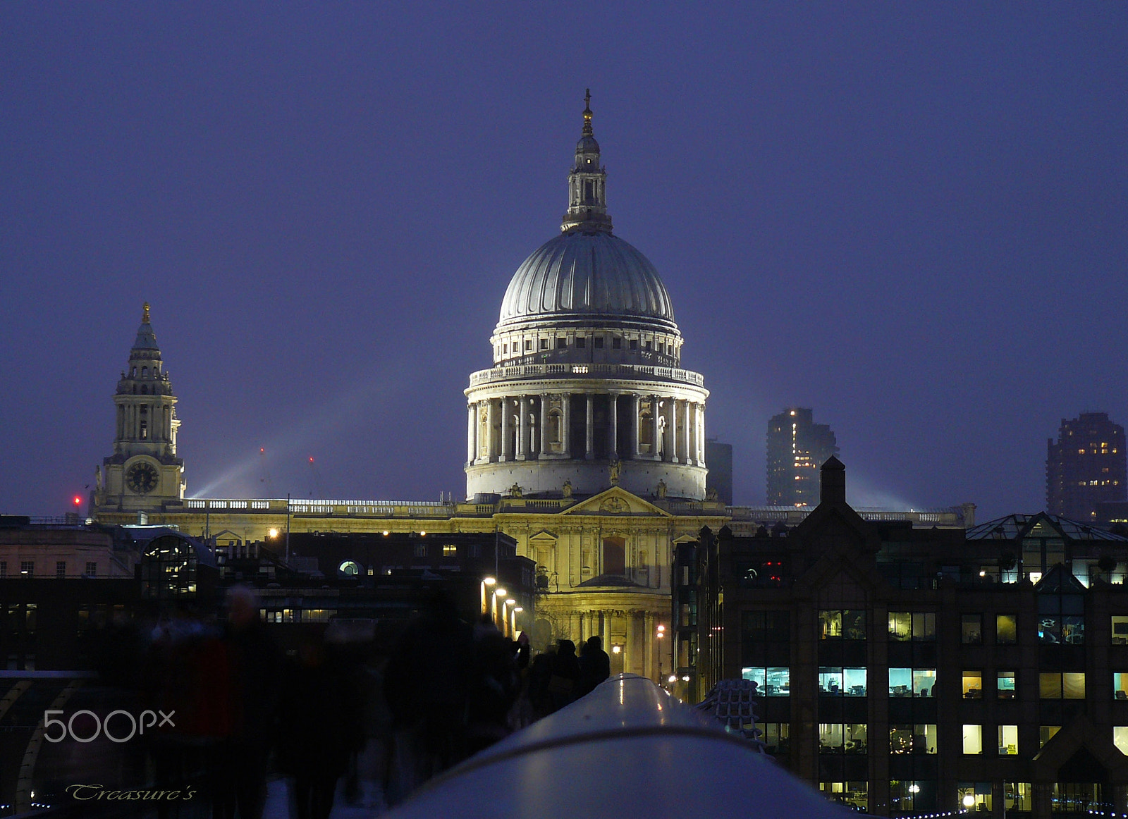 Panasonic DMC-FZ8 sample photo. St. paul's cathedral photography