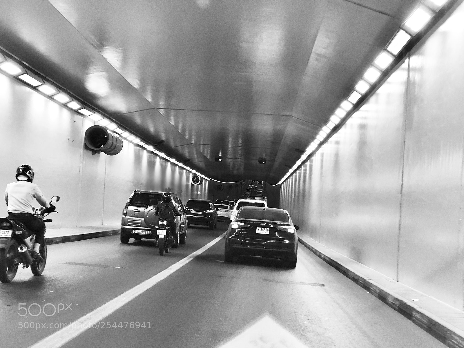 Apple iPhone 7 Plus sample photo. Tunnel below dubai creek photography