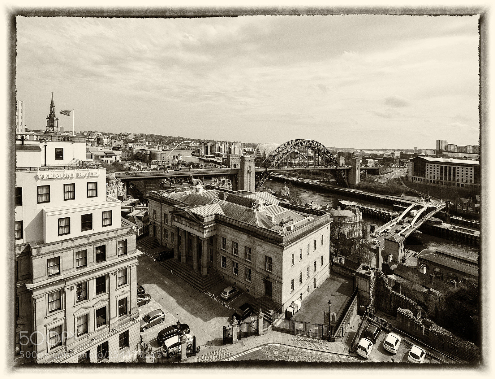 Canon EOS 650D (EOS Rebel T4i / EOS Kiss X6i) sample photo. Tyneside skyline photography