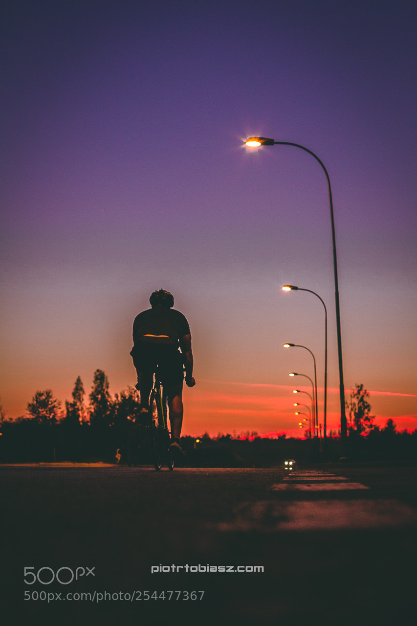 Canon EOS 7D sample photo. Cyclist. photography