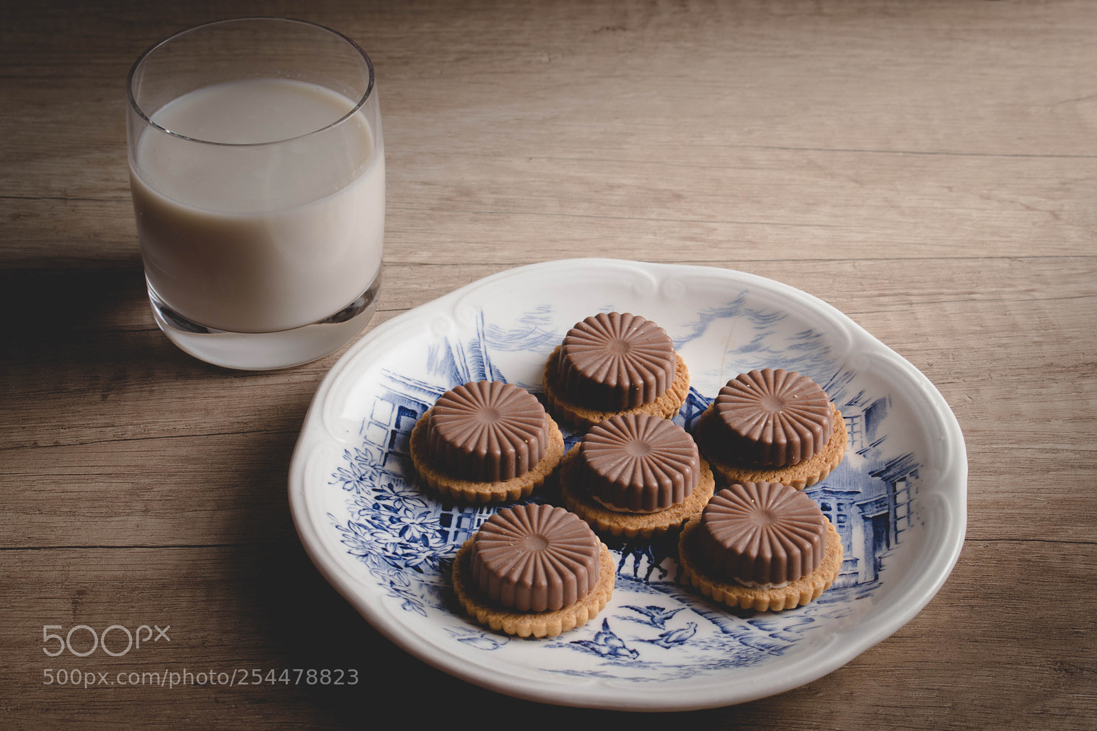 Nikon D3300 sample photo. Milk and cookies photography