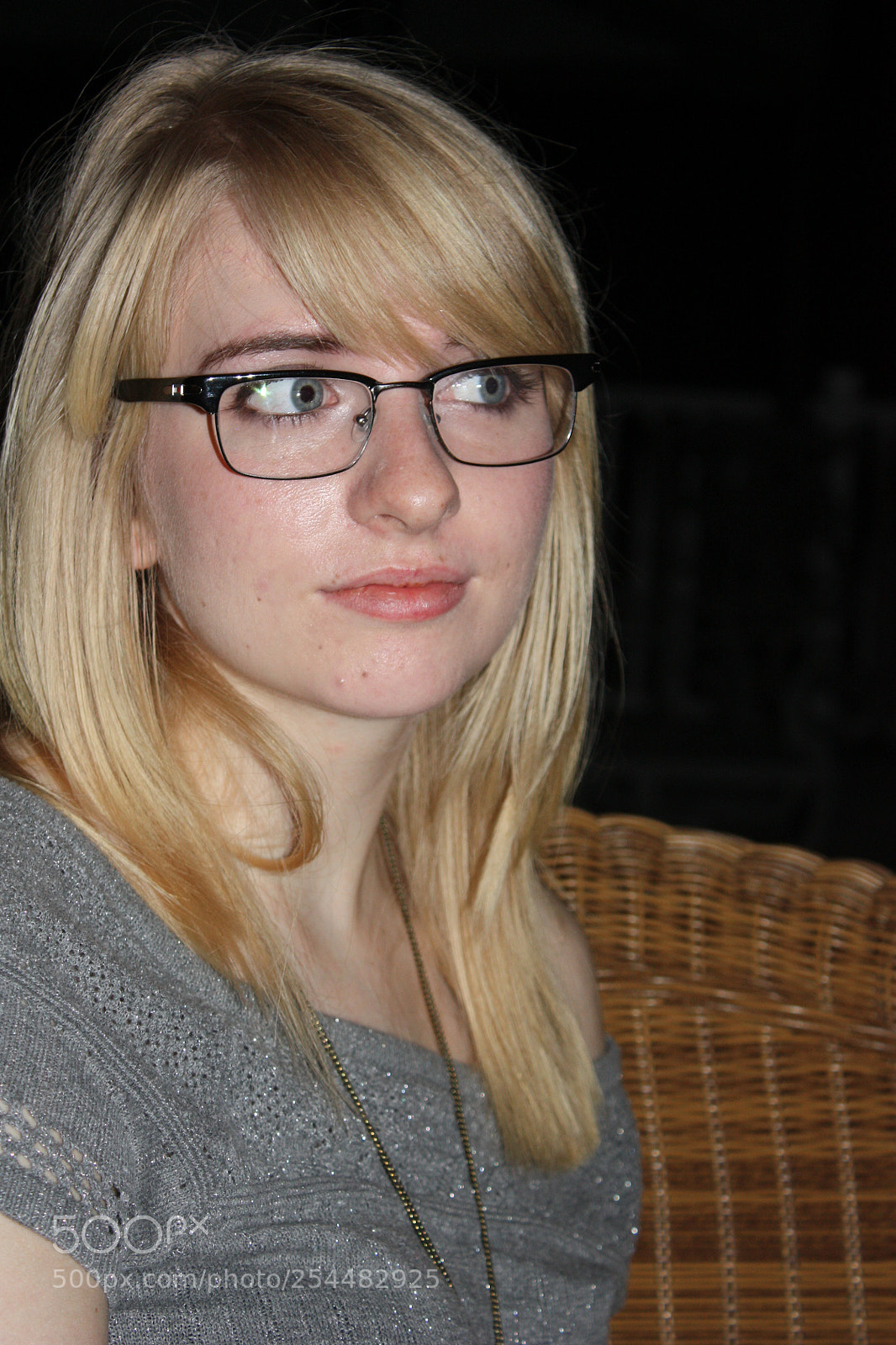 Canon EOS 450D (EOS Rebel XSi / EOS Kiss X2) sample photo. Candid () photography